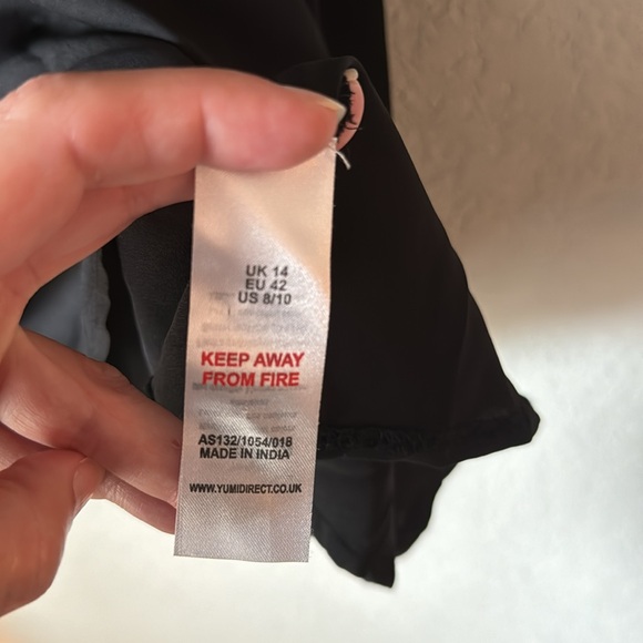 Gorgeous black Mela London mini dress - Picture 6 of 7